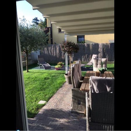 Appartamento Campagnola Con Giardino Privato E Due Camere Da Letto Bagian luar foto